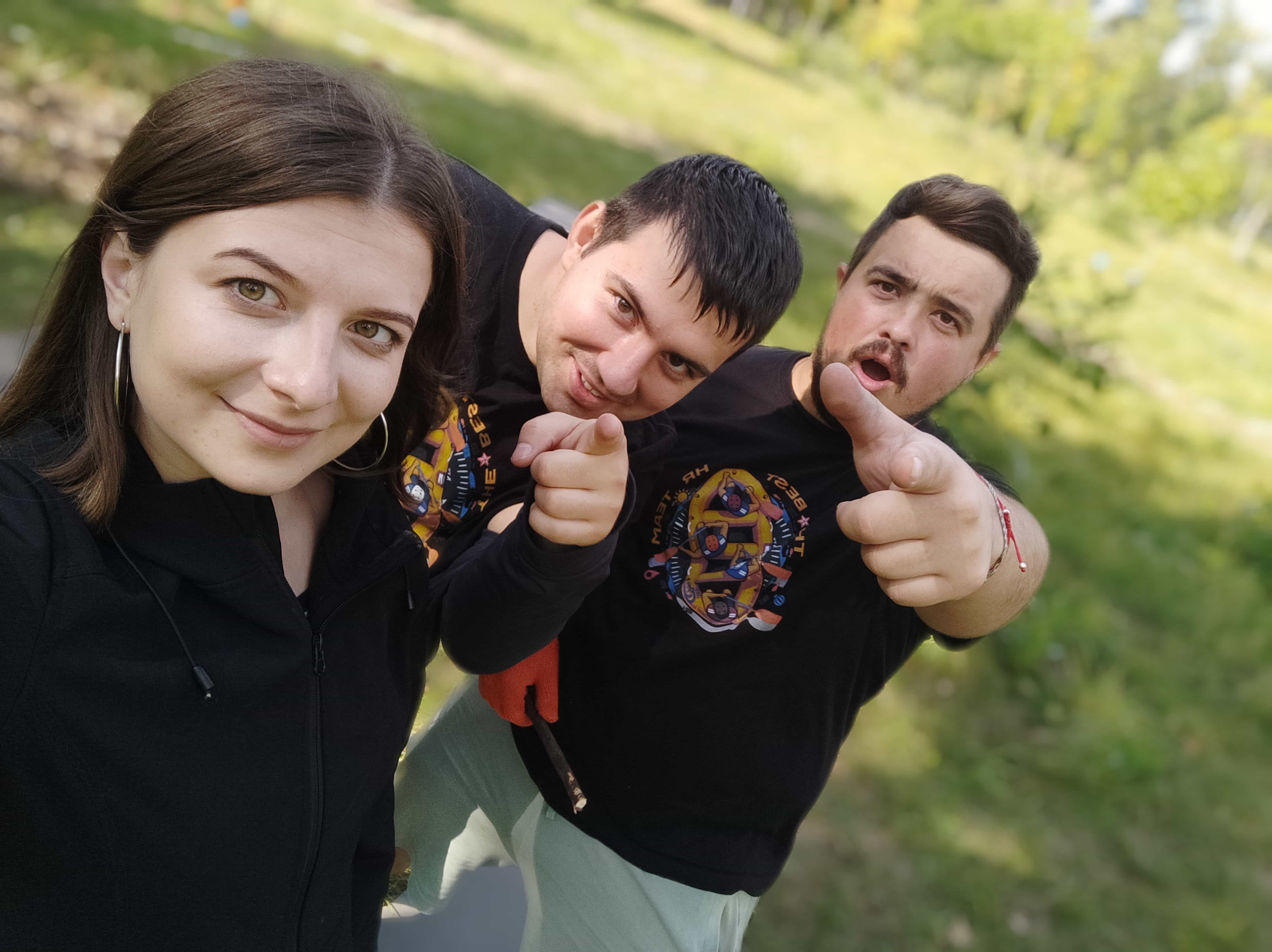 Групове фото з тімбілдингу